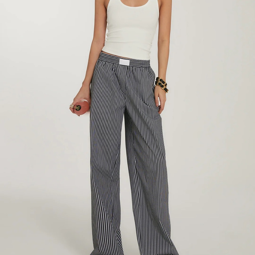Commense L NWT Striped Black and White Women's Pants